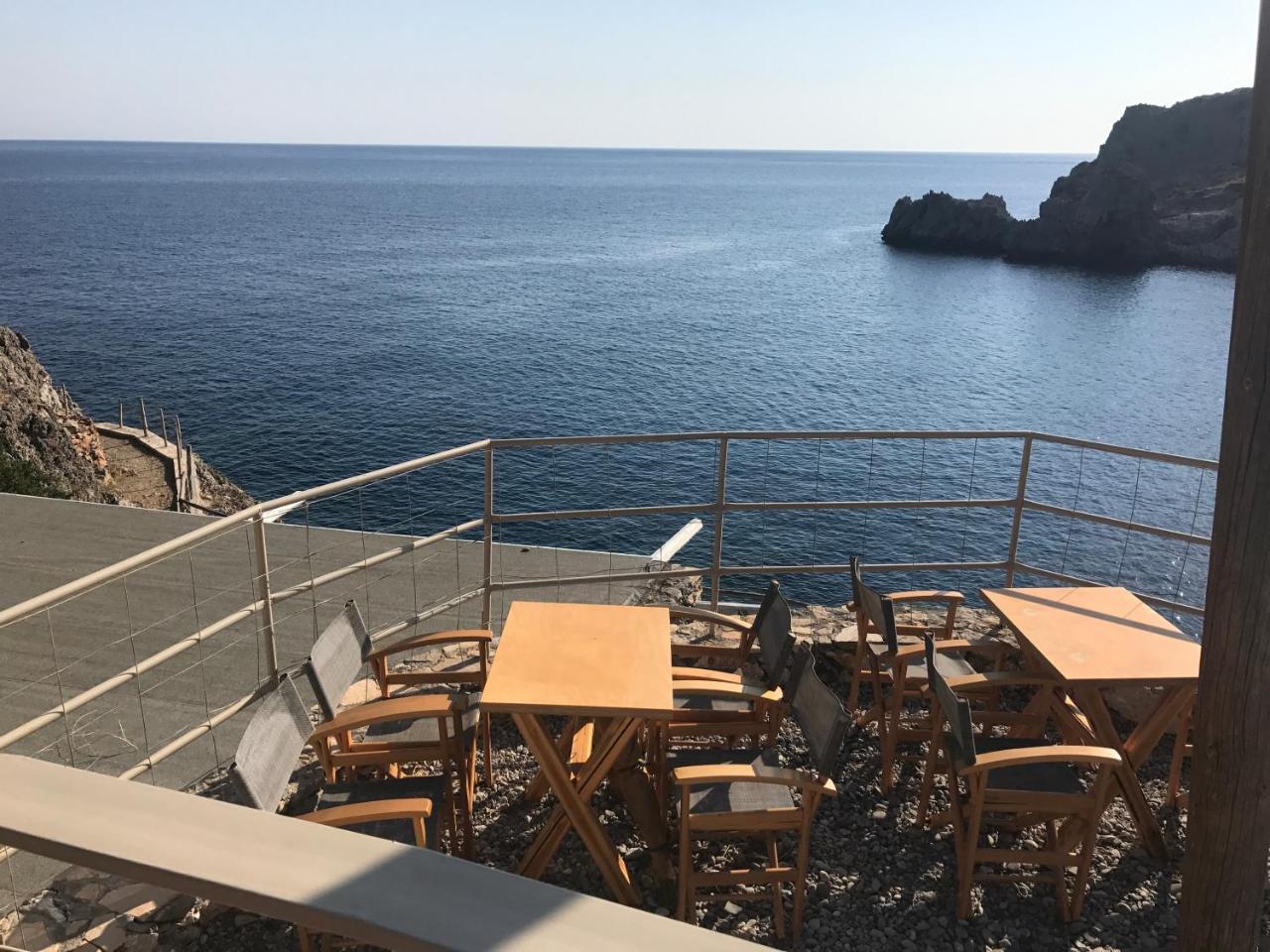 Agios Pavlos Hotel Экстерьер фото